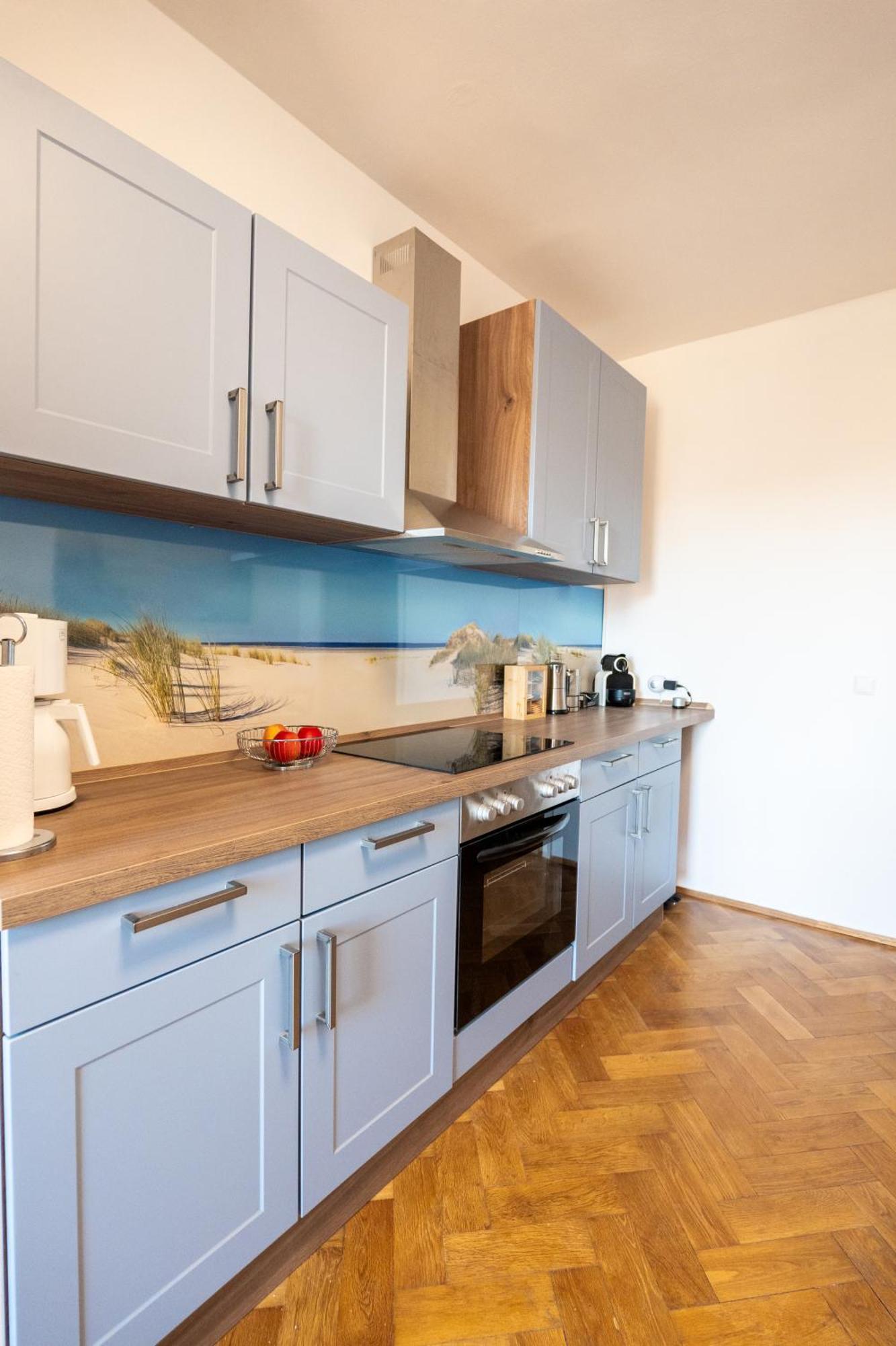 Doppelhaus- Villa Leipzig Schleussig , Moderner Altbau Apartment Dachetage Mit 2 Schlafzimmern Und Separatem Zusatzzimmer , Parkplatz - Balkon - Kamin - Eicheparkett - Arbeitsplatz Eksteriør billede